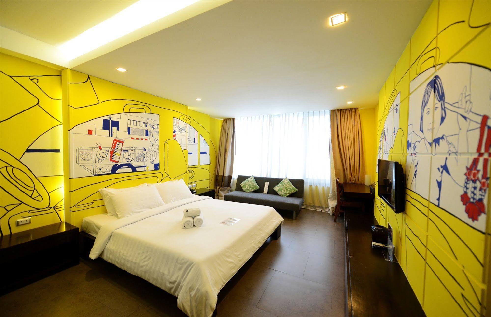 Vacio Suite Bangkok Extérieur photo